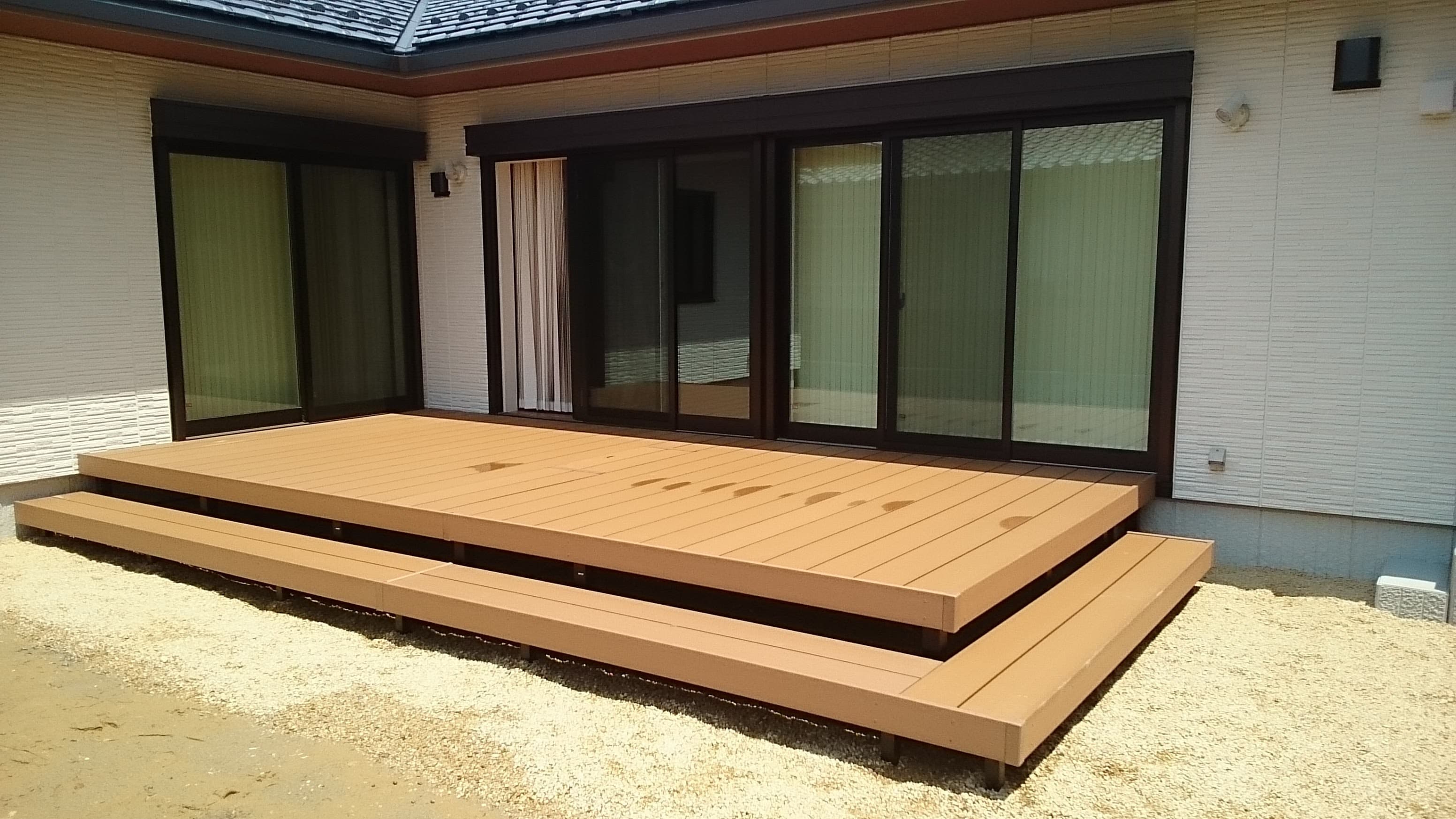 ウッドデッキ設置工事 | 名古屋市昭和区のエクステリア工事ならイズ美