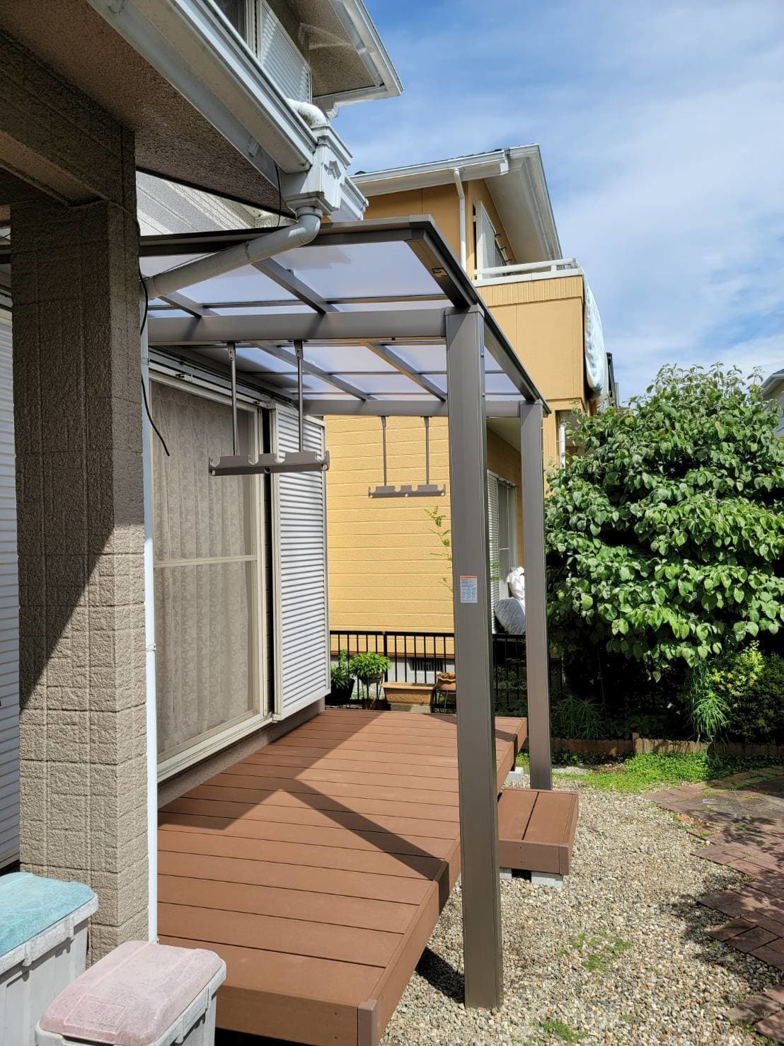 テラス新設工事 | 名古屋市昭和区のエクステリア工事ならイズ美