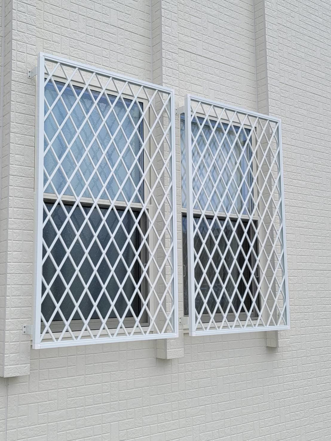 面格子設置 | 名古屋市昭和区のエクステリア工事ならイズ美