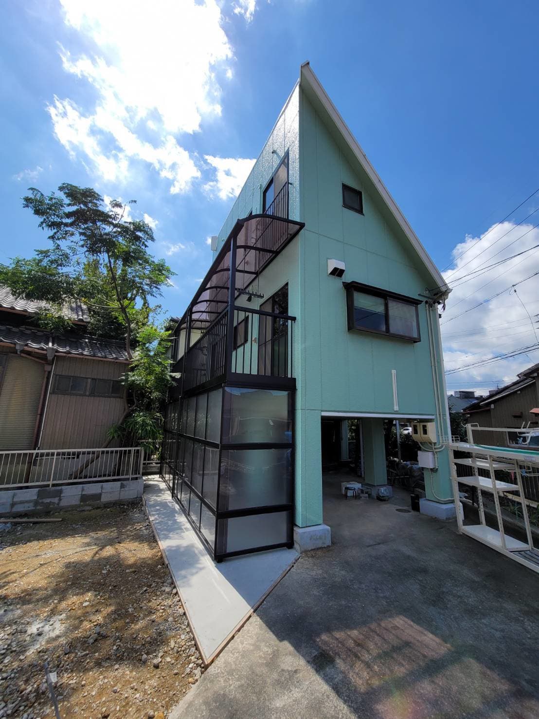 テラス設置 | 名古屋市昭和区のエクステリア工事ならイズ美