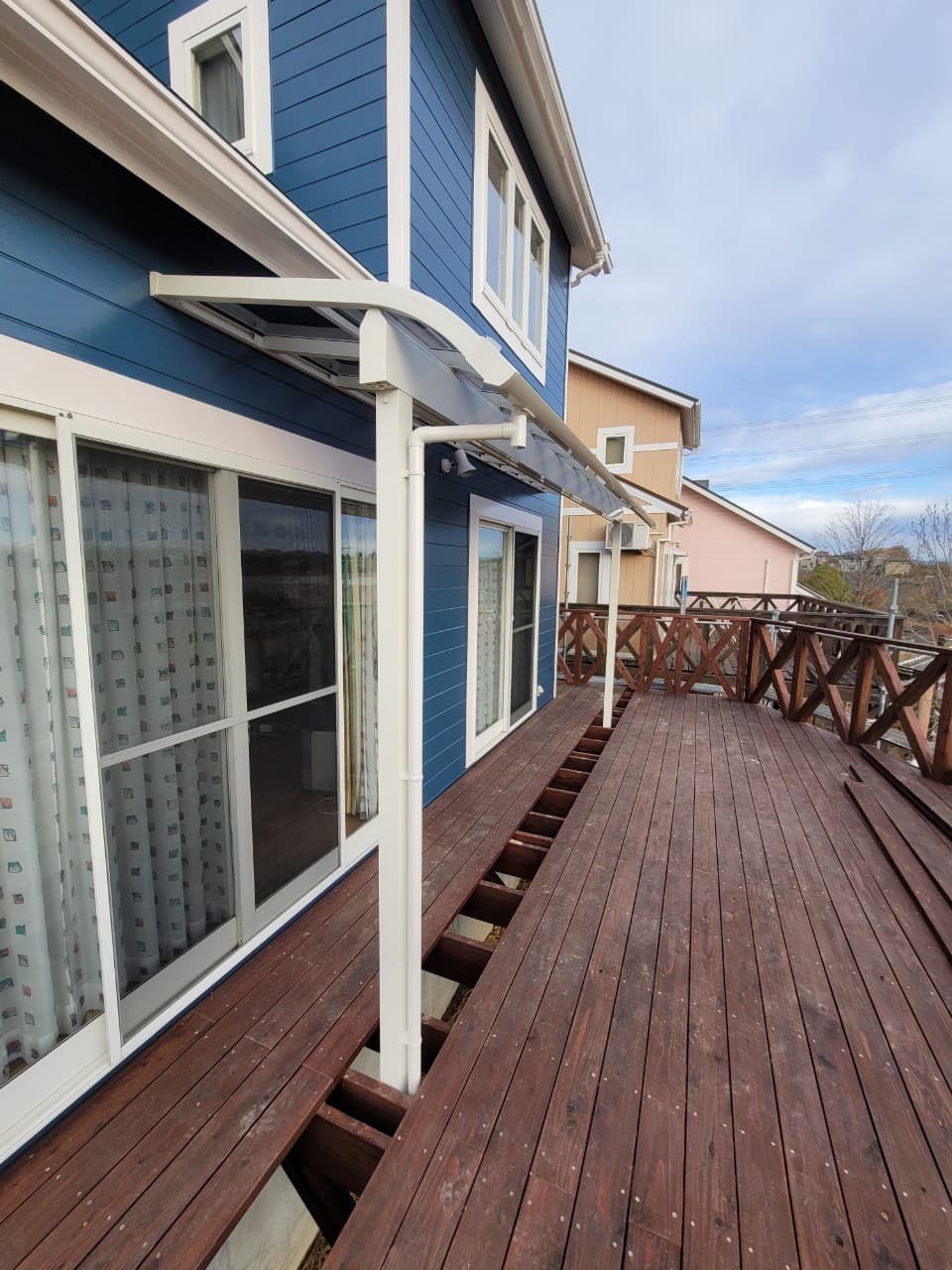 テラス設置 | 名古屋市昭和区のエクステリア工事ならイズ美