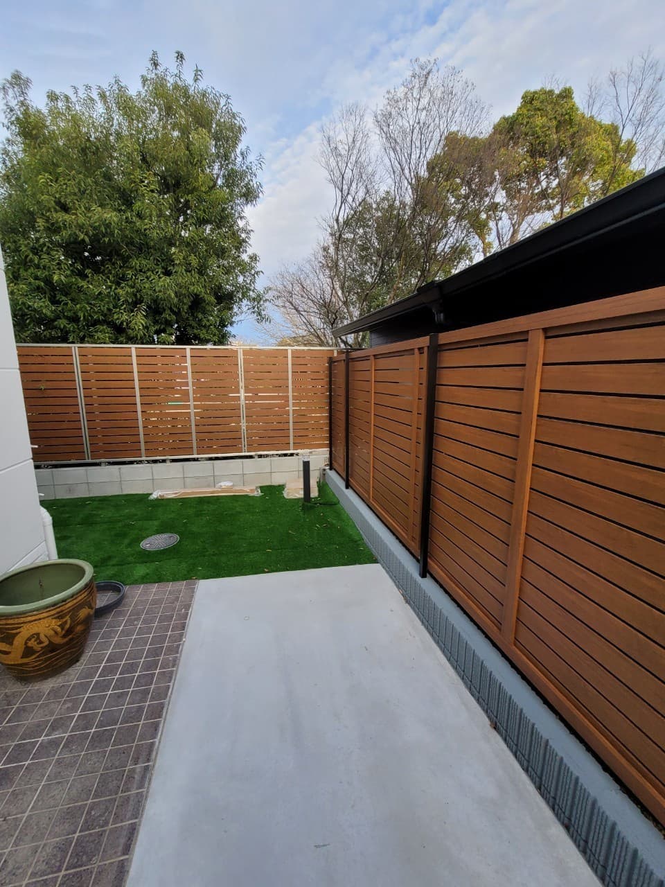 目隠しフェンス設置 | 名古屋市昭和区のエクステリア工事ならイズ美